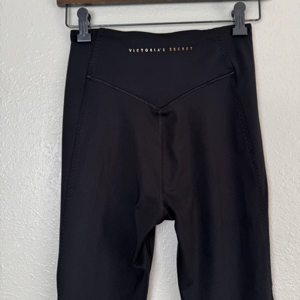 Victoria's Secret black mesh lace up incredible essential leggings high rise S - Picture 8 of 12